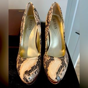 Guess 5 inch 3/4 inch platform high heels, size 8M, snake skin print.